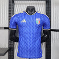 Italy 25-26 home