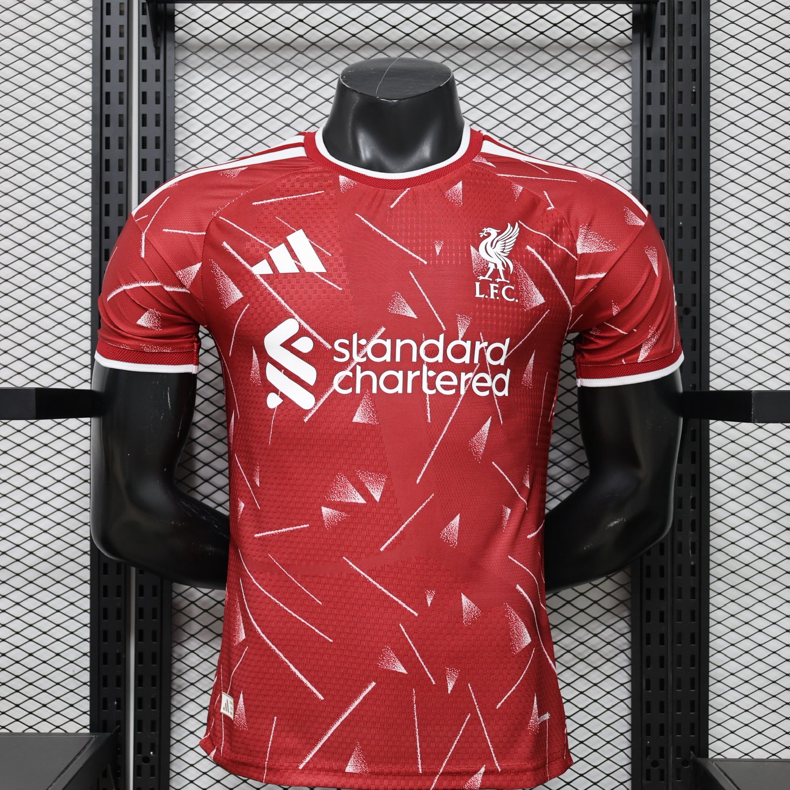 Liverpool home 25/26 jersey